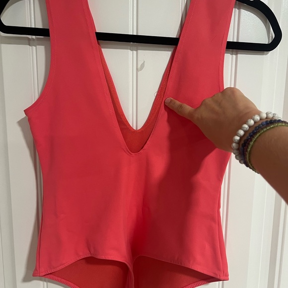 Free people hot pink deep v neck bodysuit size large - Picture 3 of 4